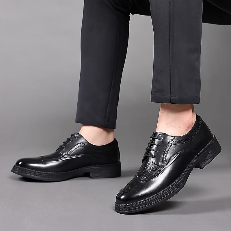 Kevät Business Casual Mekko Kengät Miesten Nahka Brogue