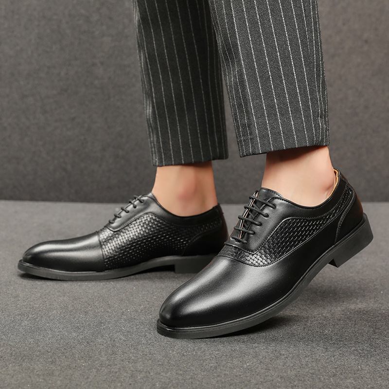 Suuri Koko 47 Business Casual Miesten Kengät Juhlat Mekkokengät Sulhasen Häät Väri Kiillotus Oxford