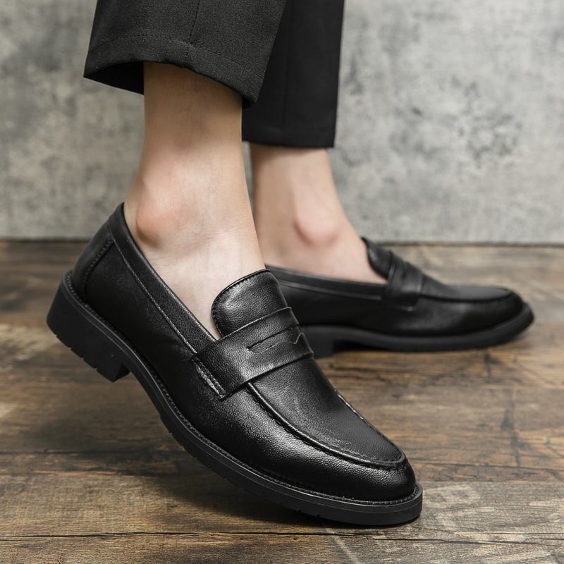 Mekkokengät Miesten 2023 Kevään Ja Syksyn Uudet Slip-on Retro-set-jalka Pyöreäkärkiset Loaferit Vapaa-ajan Kengät