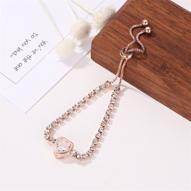 Muoti Rose Gold Heart Zircon Rannekoru Metalliseos Diamond Ladies